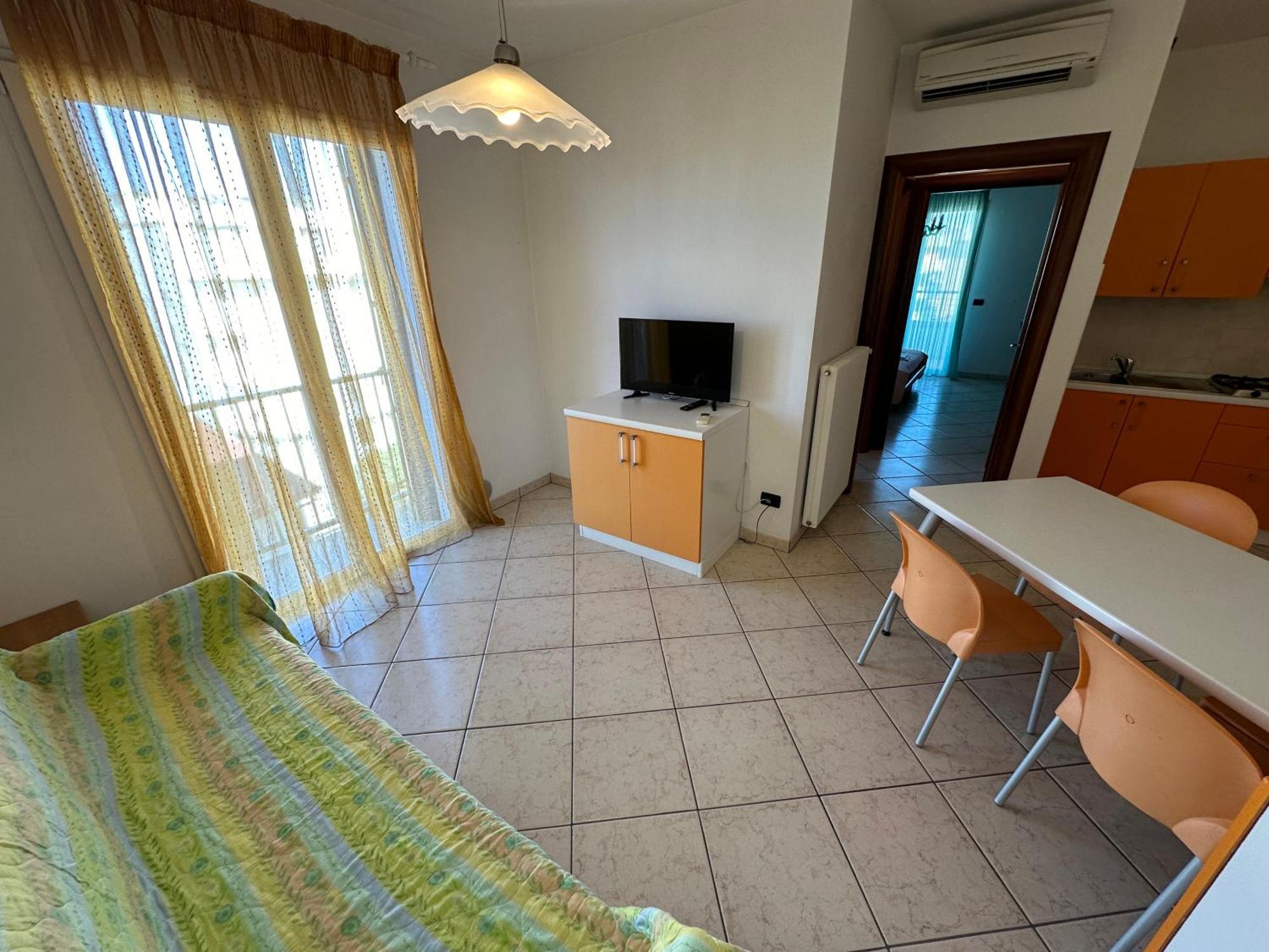 Residence Diana Frontemare - Agenzia Cocal Каорле Екстер'єр фото